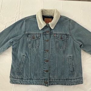 90s Levi's Sherpa Collar Trucker Jacket (Plus Size)